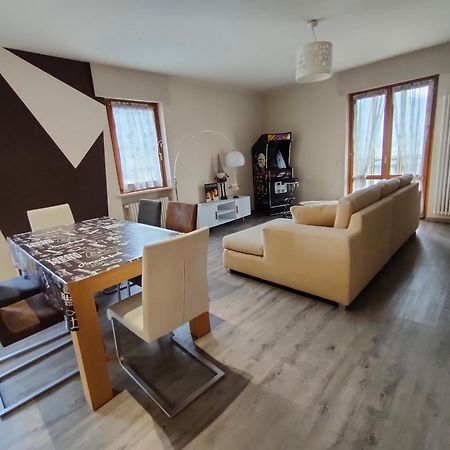 Appartamento Chentre En Ville - A 2 Passi Dal Centro - Parcheggio Gratuito - Cir-Vda-Aosta-0073 Exteriér fotografie