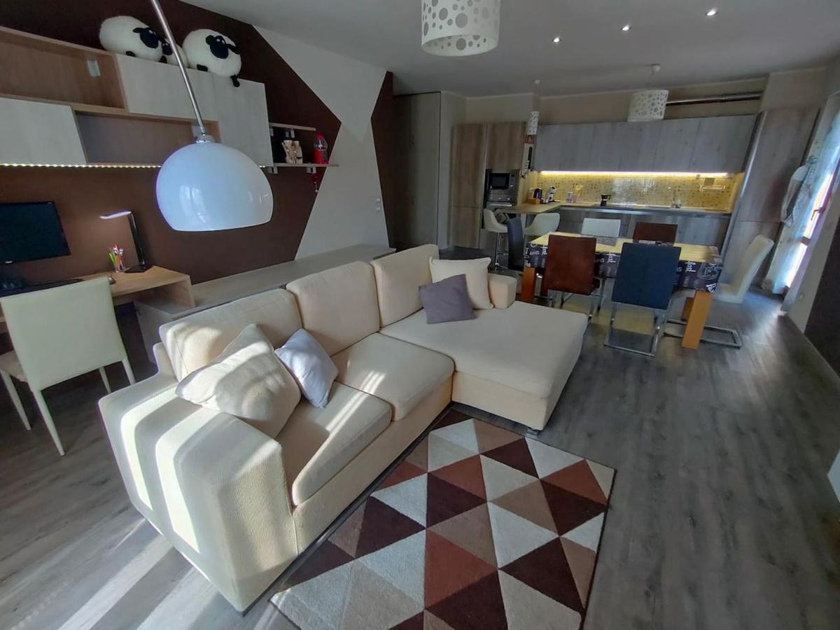 Appartamento Chentre En Ville - A 2 Passi Dal Centro - Parcheggio Gratuito - Cir-Vda-Aosta-0073 Exteriér fotografie